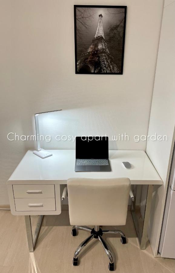 شقة Charming Cosy Apart With Garden Free Parking كلاي سويي المظهر الخارجي الصورة